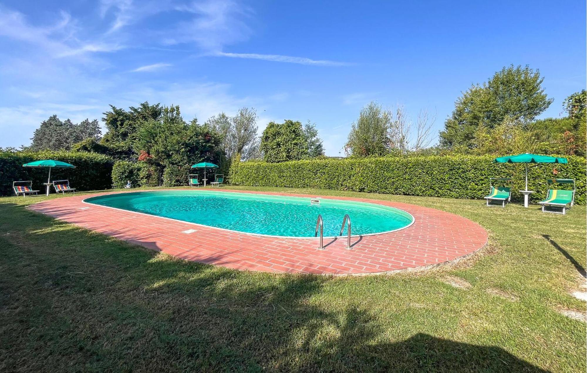 Nice Apartment In Tuoro Sul Trasimeno With Wifi Екстериор снимка